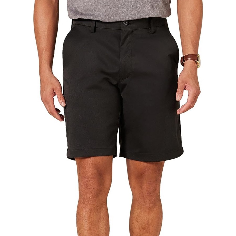 Men’s golf shorts